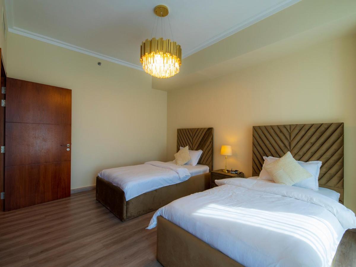 First Class 3br With Full Burj Khalifa And Fountain View Apartment *