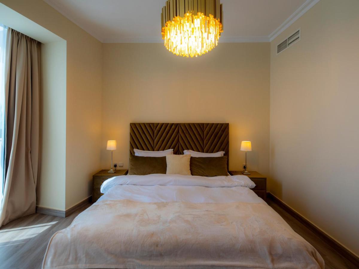 First Class 3br With Full Burj Khalifa And Fountain View Apartment Dubai