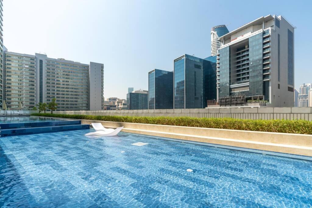 2bdr - Burj Khalifa View - Pool, Sauna & Hamam Daire *