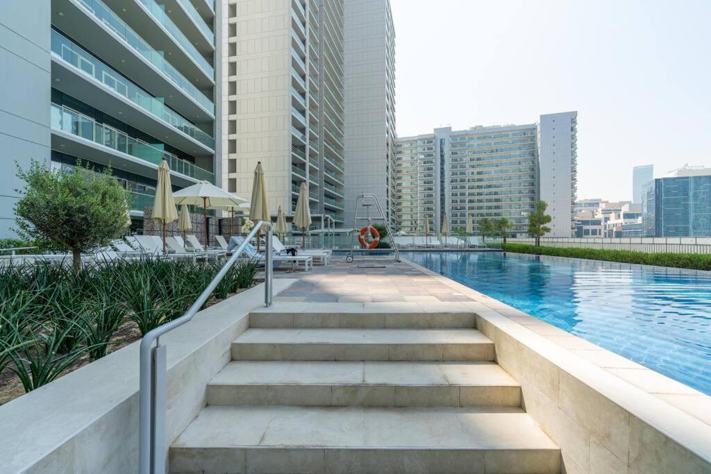 2bdr - Burj Khalifa View - Pool, Sauna & Hamam *