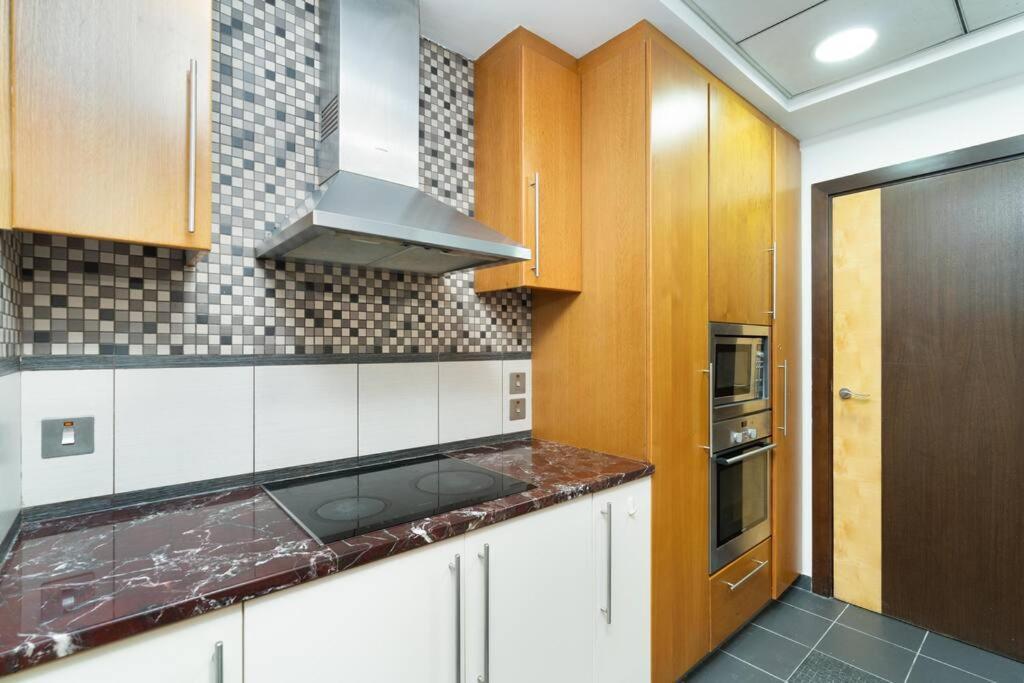 Ultimate 3 Beds Sea And Jbr High Floor Daire *