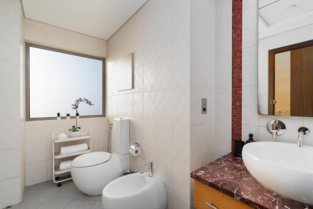Daire Ultimate 3 Beds Sea And Jbr High Floor Dubai