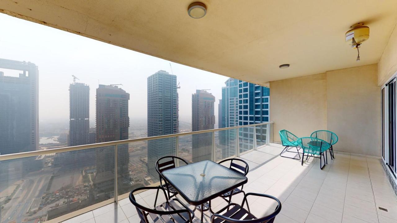 Lv38 - Elegant 2bhk In View Tower Apartment Dubai