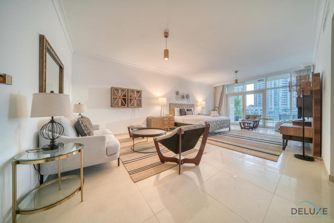 Villa Distinguished 4br With 2 Assistant's At Marinascape Marina By Deluxe