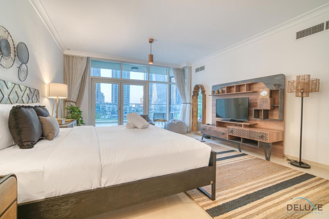 Villa Distinguished 4br With 2 Assistant's At Marinascape Marina By Deluxe *