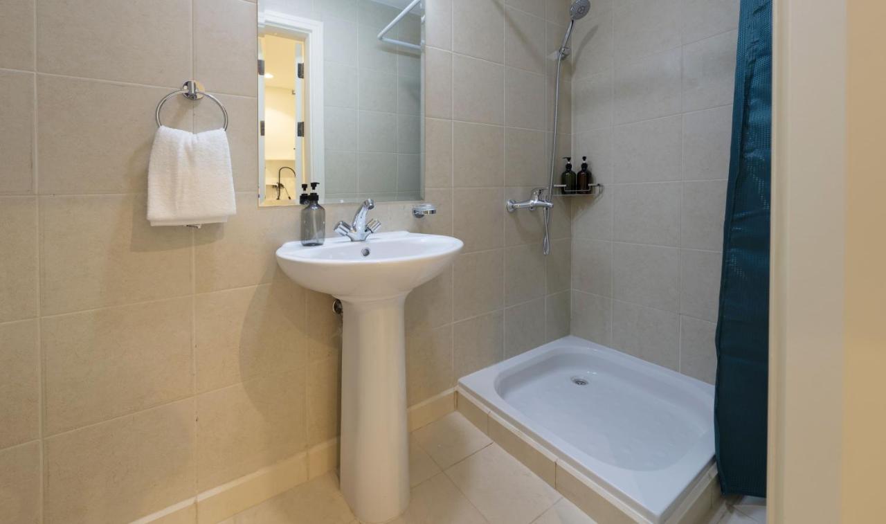 Ultimate / 4 Beds / Private / The Palm / Beachfront / Upgraded / Full Palm, Marina Skyline, Ain View Daire Dubai