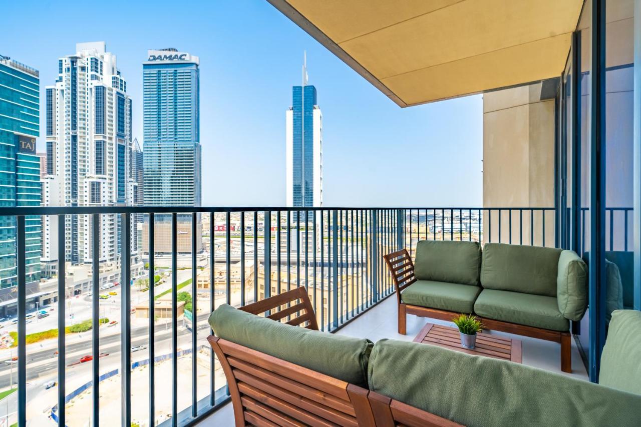 Incredible Views From Classy With Terrace Daire *