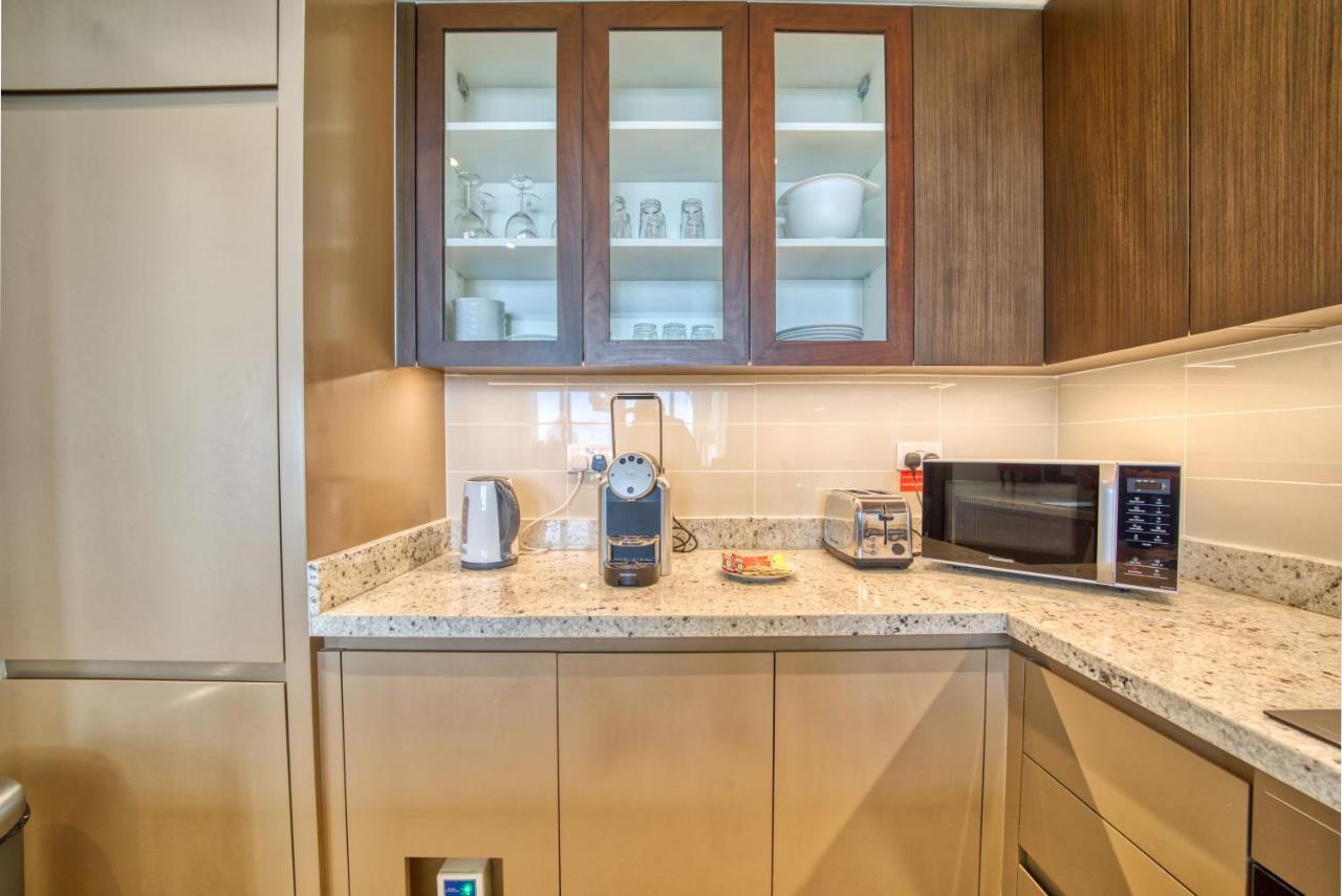 Boho-chic Cosy 1br, Minutes To Burj Khalifa Apartment Dubai