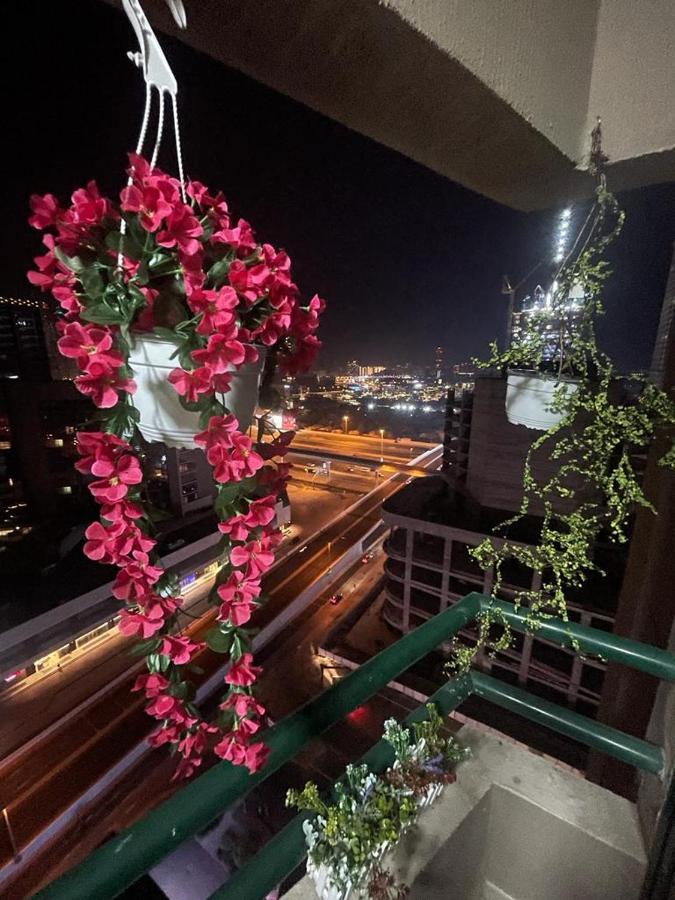 Hostel Dxb Backpackers Executive Dubai