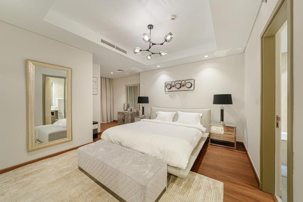 Apartment Paramount Midtown Luxury 2 Bedroom With Full Burj-khalifa View