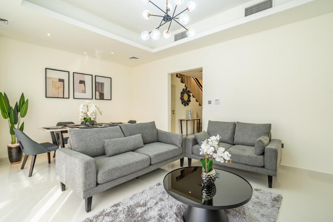 Primestay - Damac Hills 2 Aster Villa Dubai