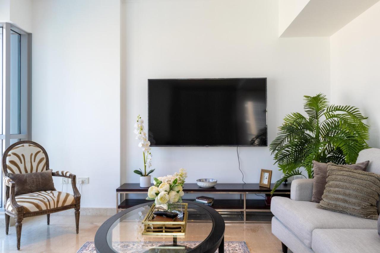 Daire Gorgeous 3-bed With Burj Khalifa & Dancing Fountain Views *