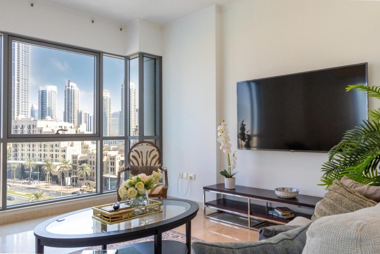 Daire Gorgeous 3-bed With Burj Khalifa & Dancing Fountain Views