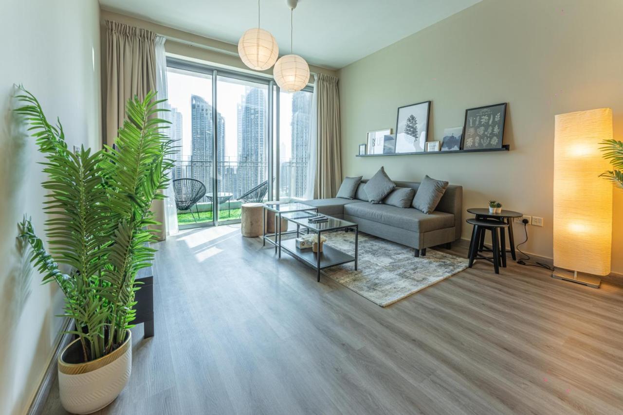 First Class 1br With Fountain View Apartment Dubai