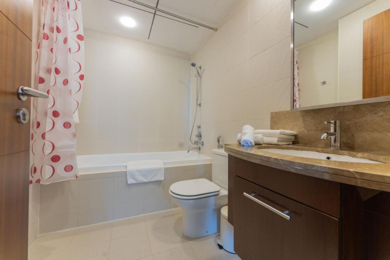 Apartment First Class 1br With Fountain View