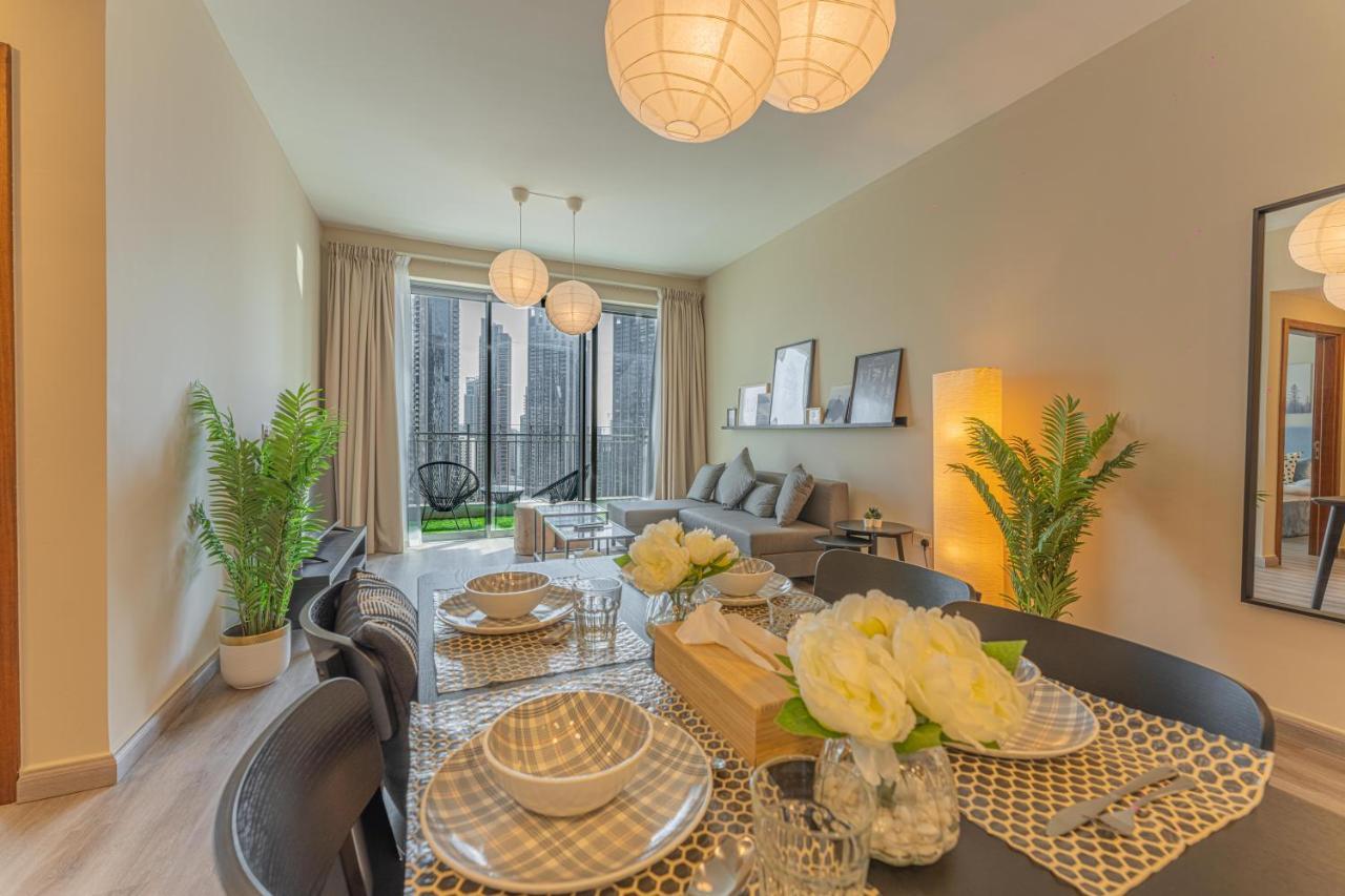 First Class 1br With Fountain View Apartment *
