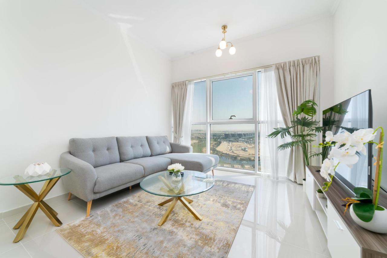 Immaculate 1br At Carson C Daire *