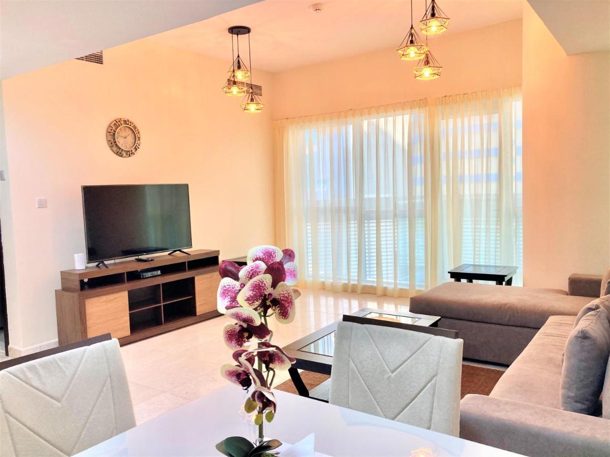 Apartment Gorgeous 1b With Balcony In Business Bay *