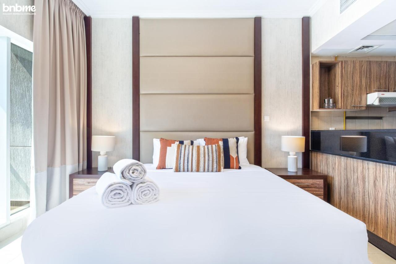 Bnbmehomes - Spacious Studio In Downtown Near Burj Khalifa - 1703 * Dubai