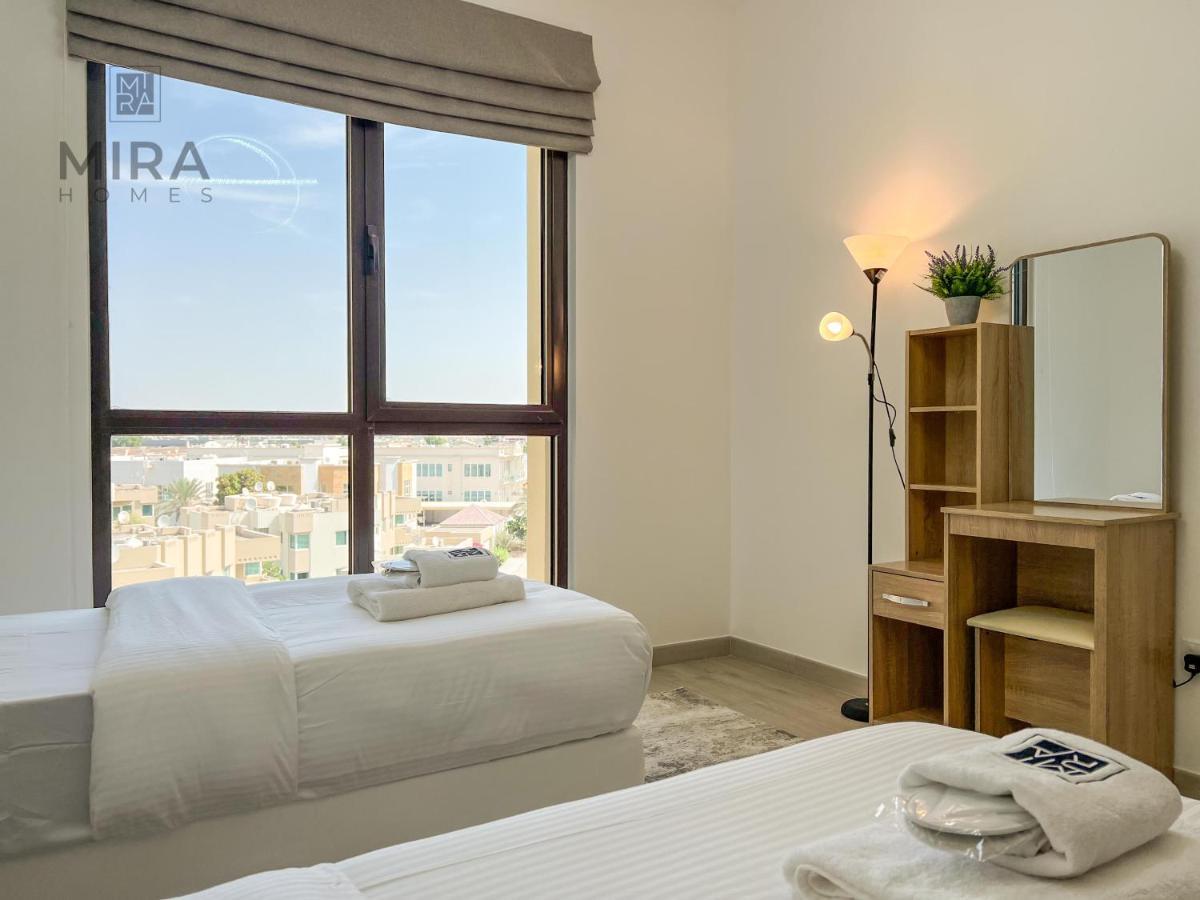 Mira Holiday Homes - Luxury 2 Bedroom With Burj Al Arab View In Mjl Apartment *