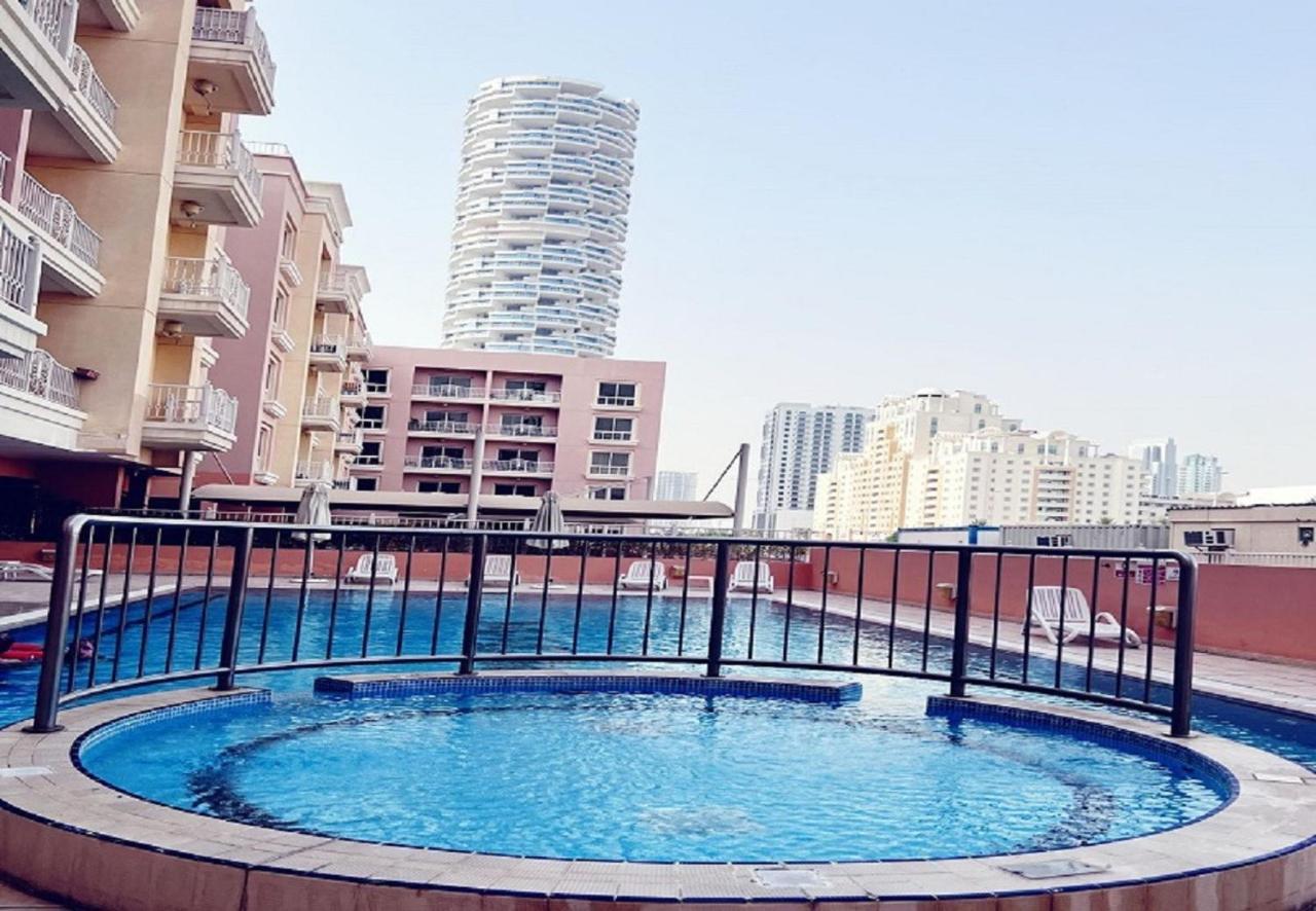 Primestay - Emirates Garden Ii Jvc * Dubai