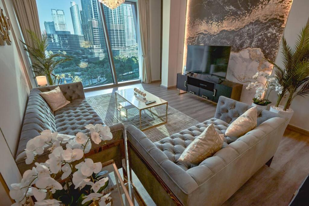 Magnificent Stunning 2 Bedroom With Burj Khalifa View Apartment