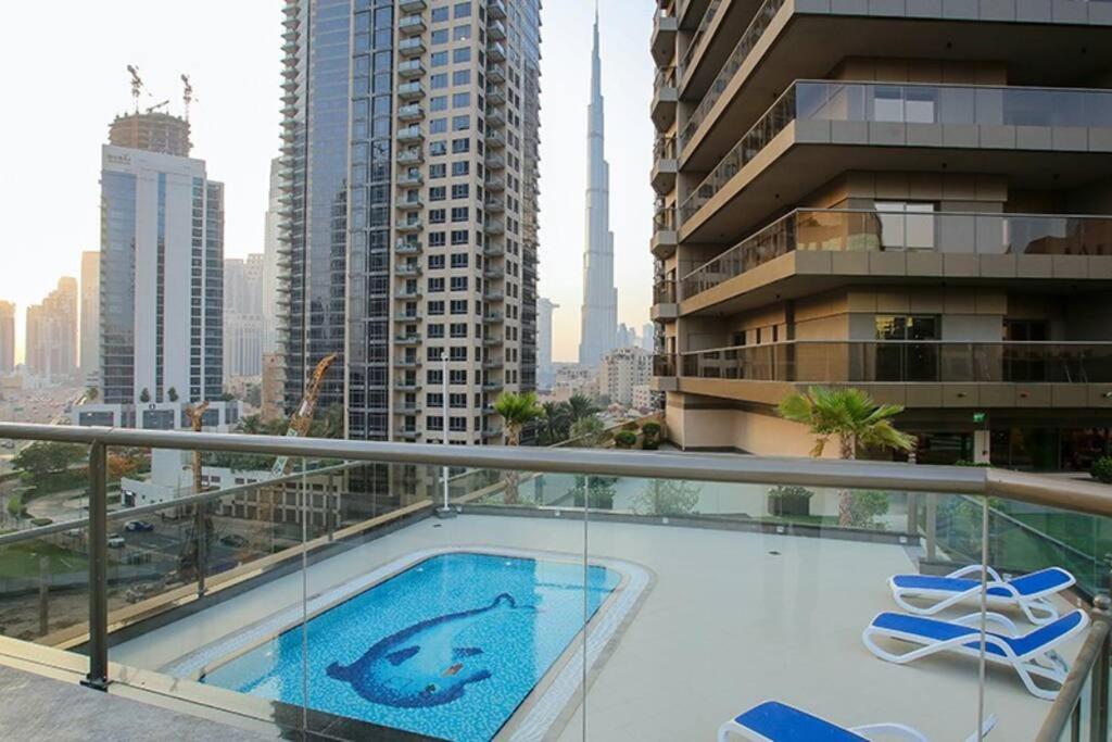 Jacuzzi, Pool And Gym - 5min From Burj Khalifa Apartment *