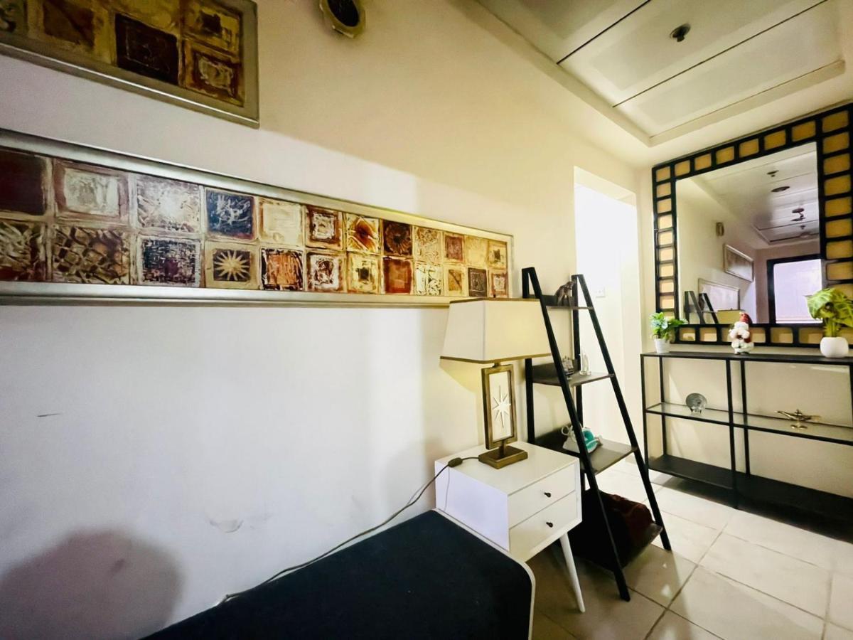 Dubai Hostel *