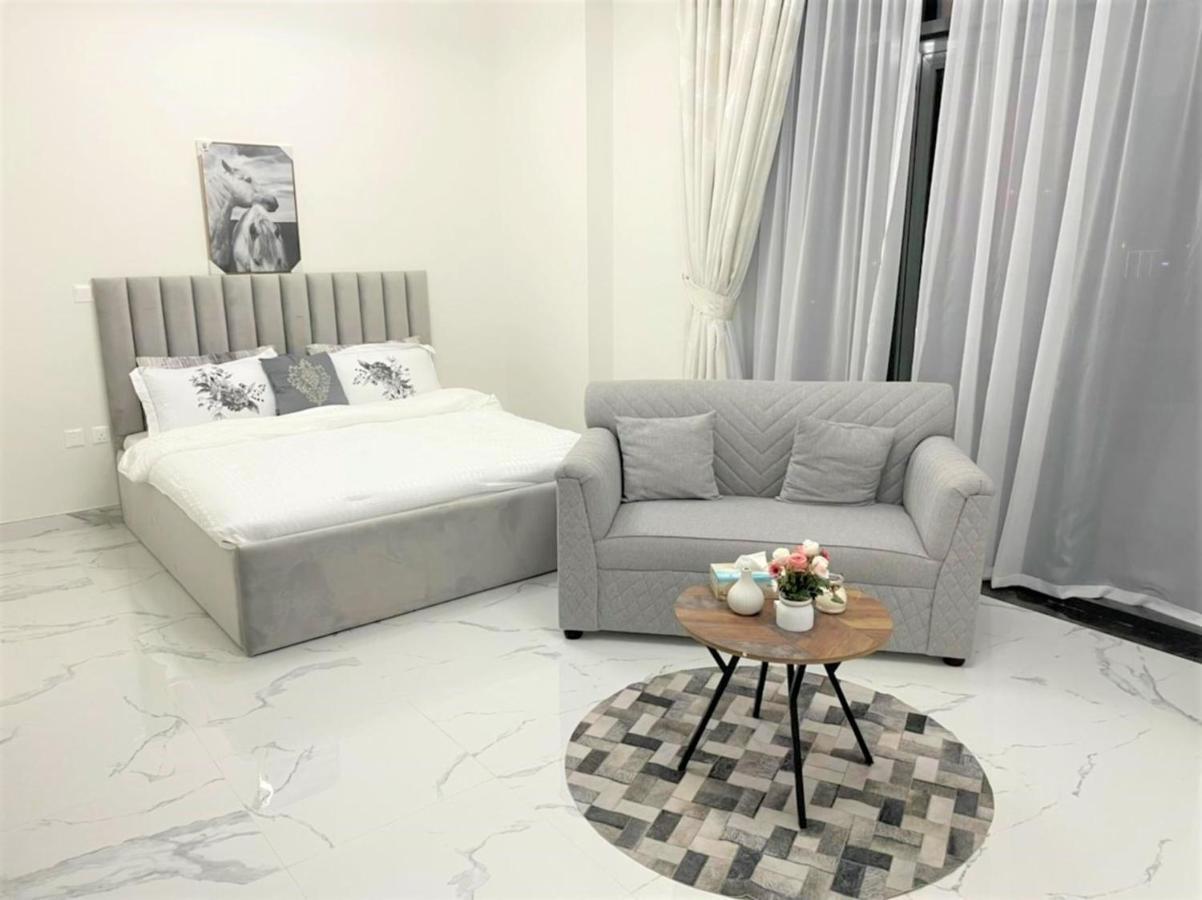 Amazing In Majan Apartment Dubai