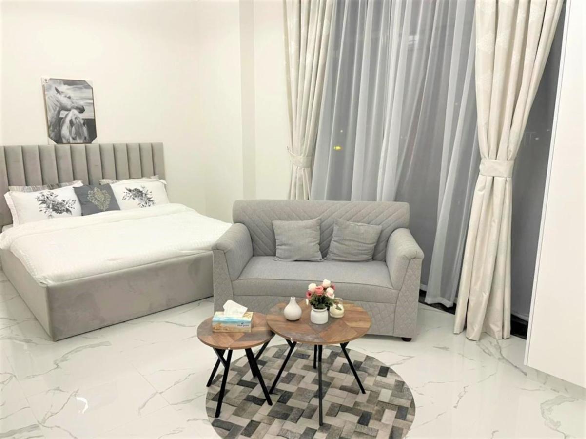 Amazing In Majan Dubai