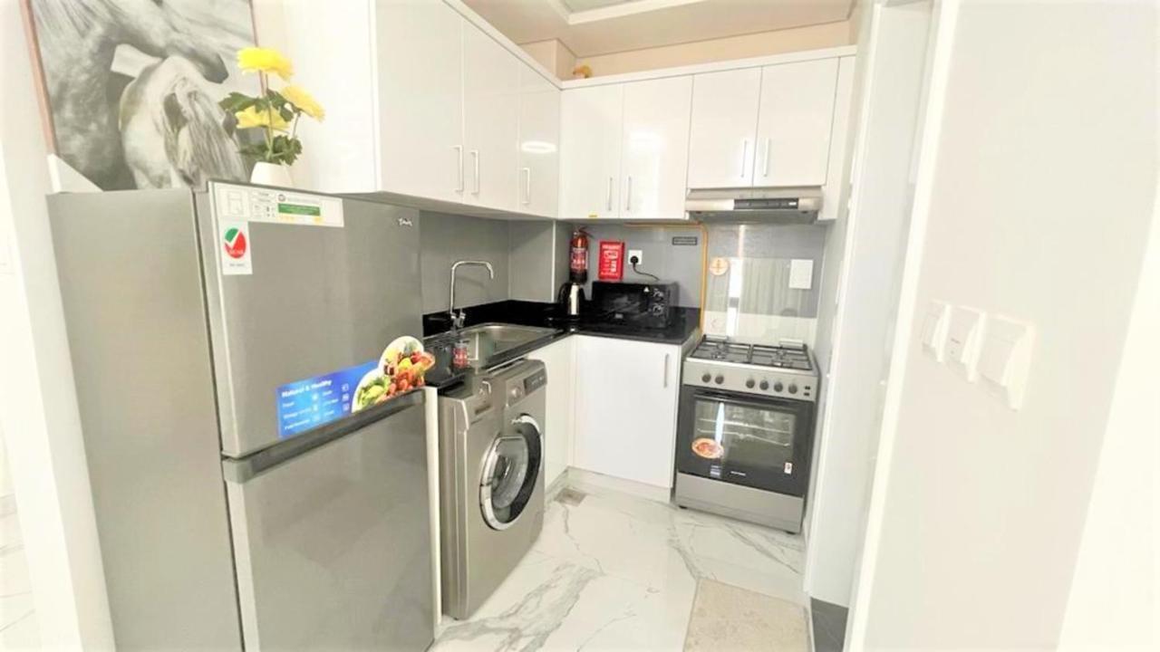 Amazing In Majan Apartment