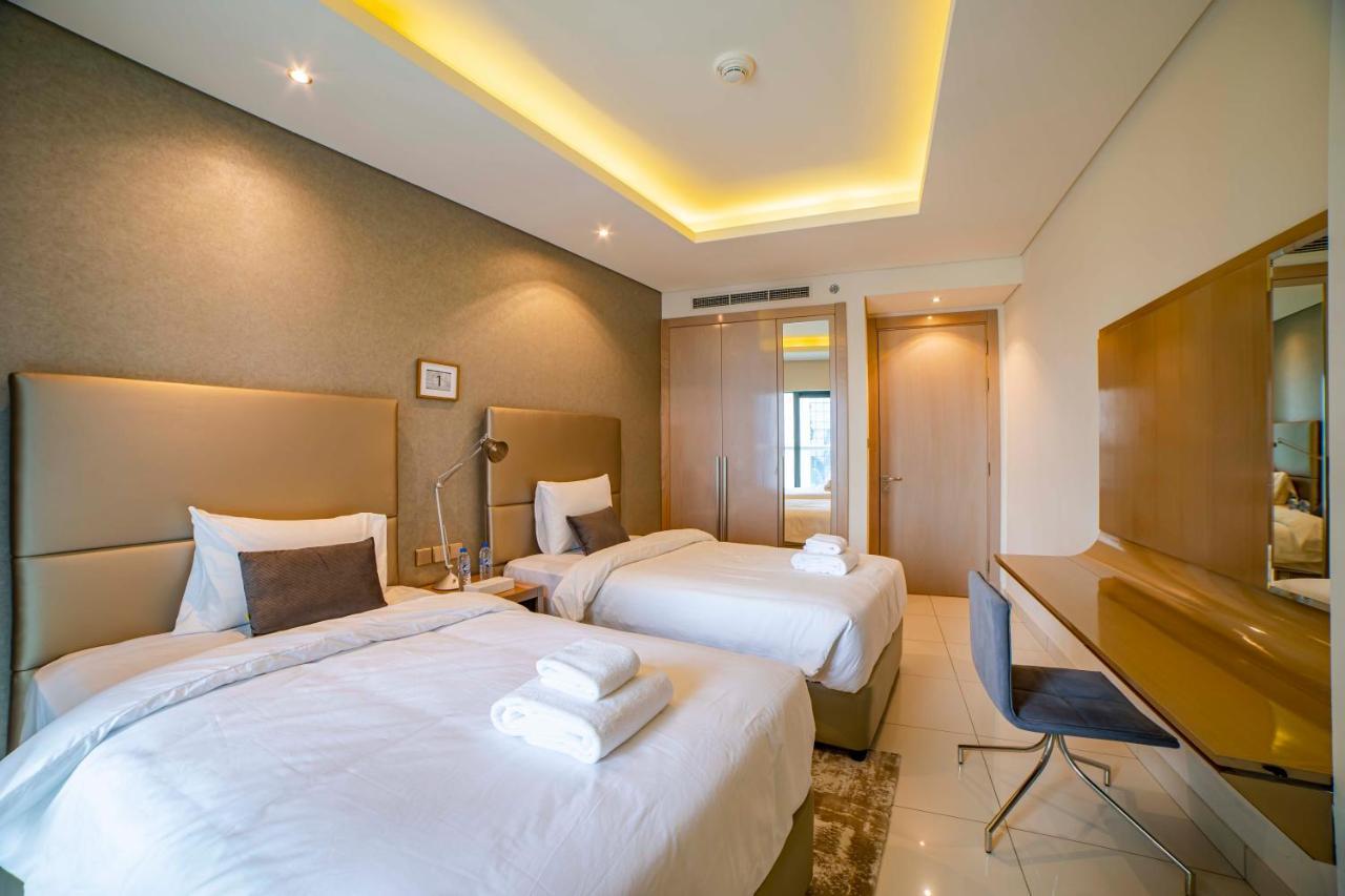Luxury 2br In Paramount Towers Business Bay *
