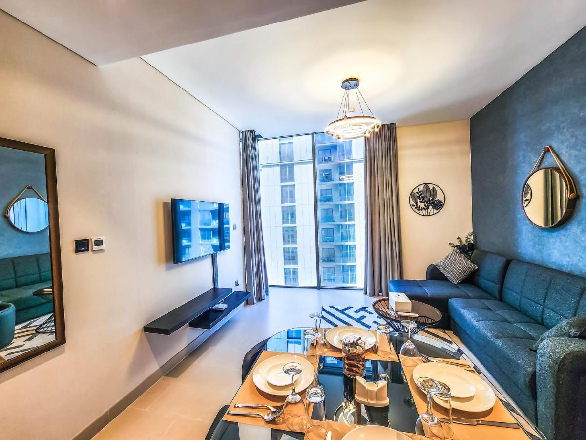 Apartment Phenomenal 1 Bedroom Near Burj Khalifa Dubai