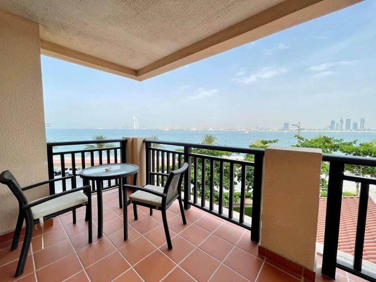 Signature Living Resort Apartments With Private Beach And Laguna Pool , Palm Jumeirah