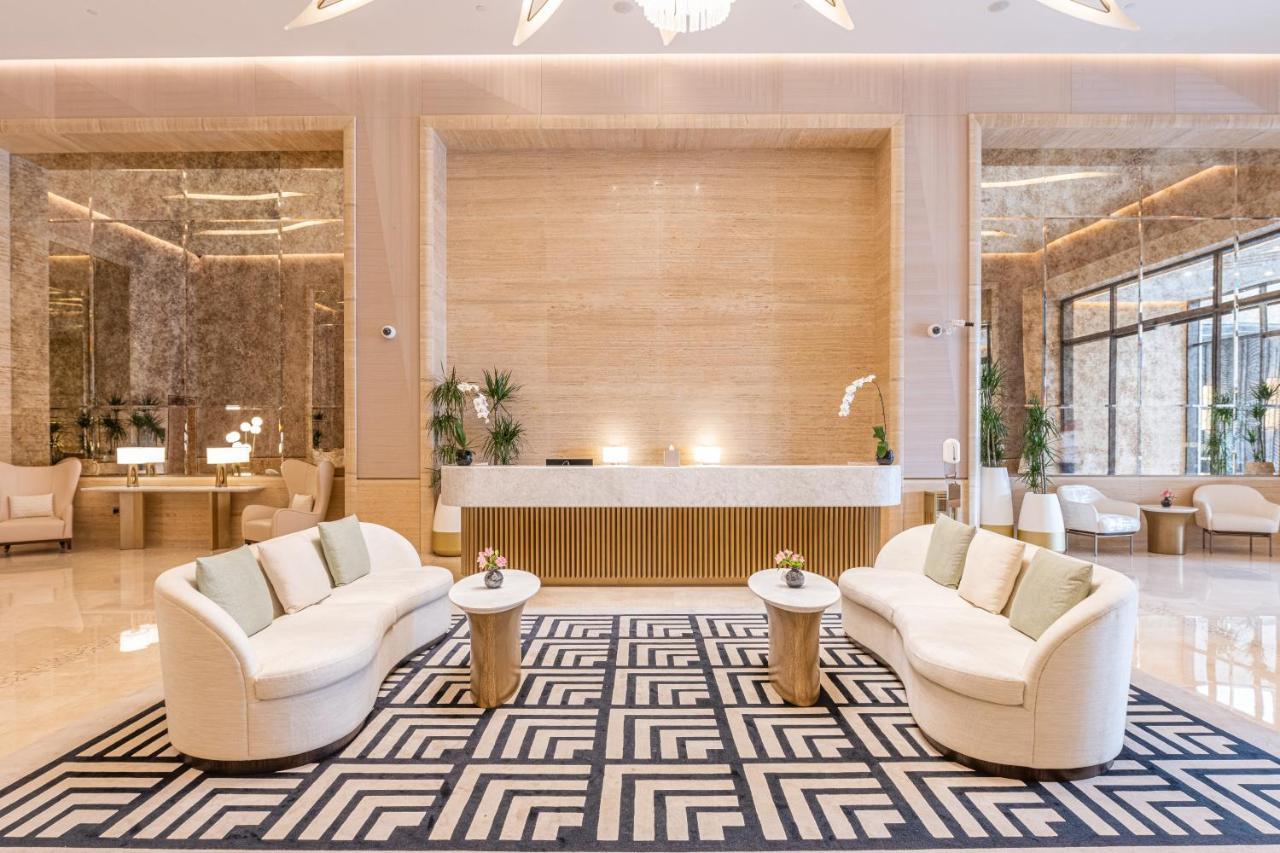 Ultra Luxury Palm Tower With Shared Facilities Dubai
