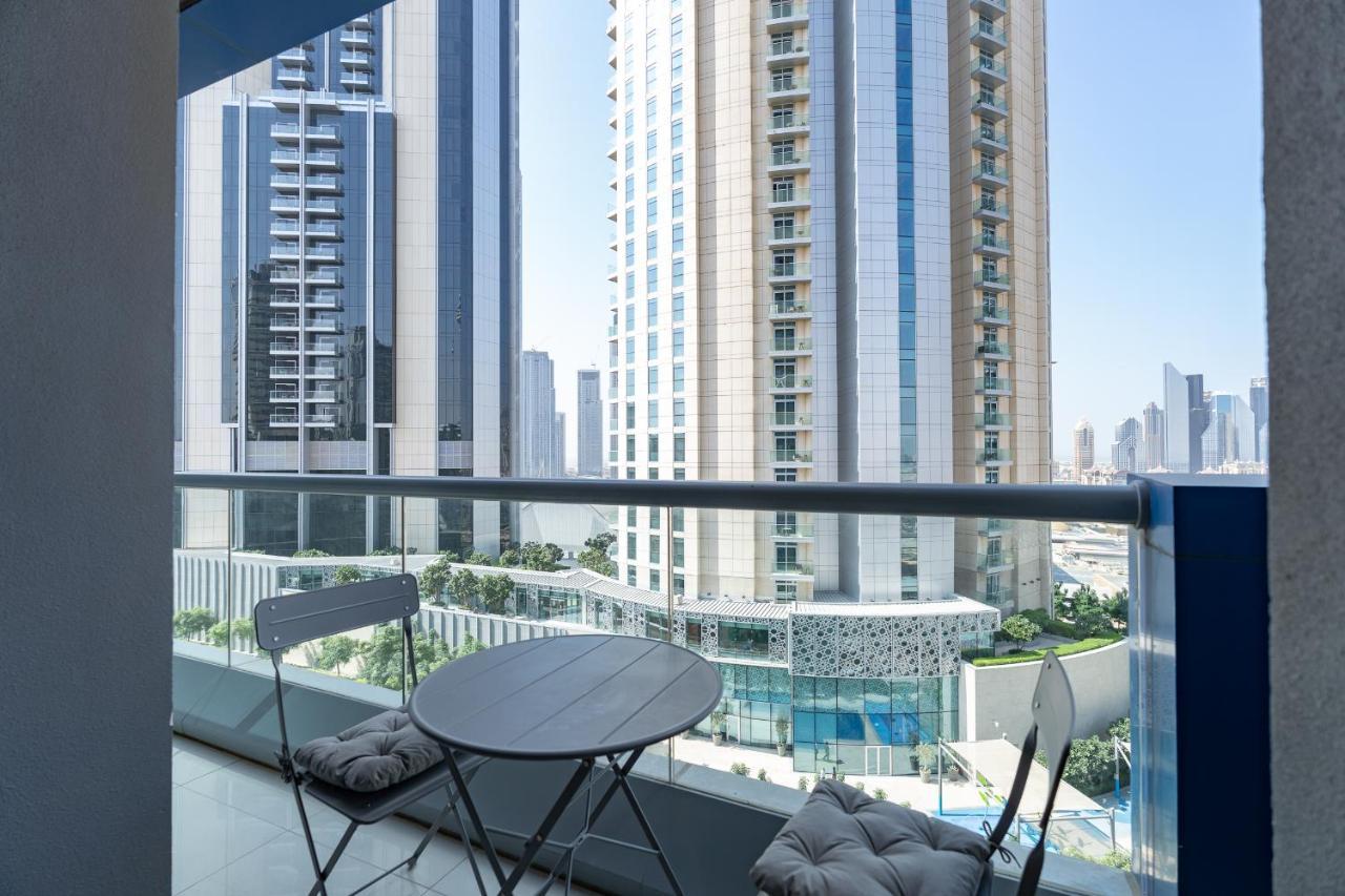 Dlx 21st Flr 3br Pool Gym Near Mall By Belvilla Dubai