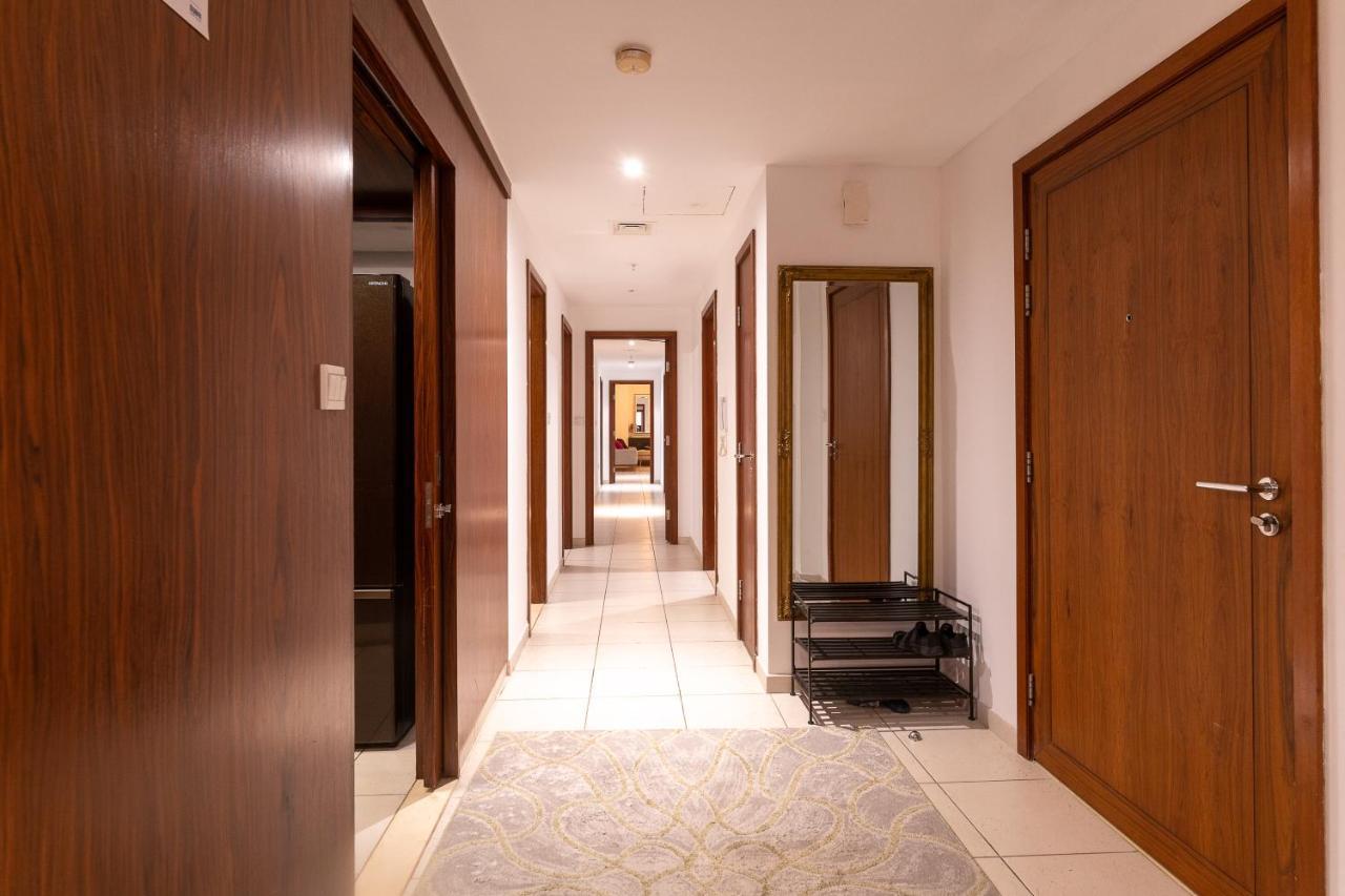 Spectacular Burj & Fountain View - Luxurious 3 Bedrooms & Maids - The Residences Apartamento *