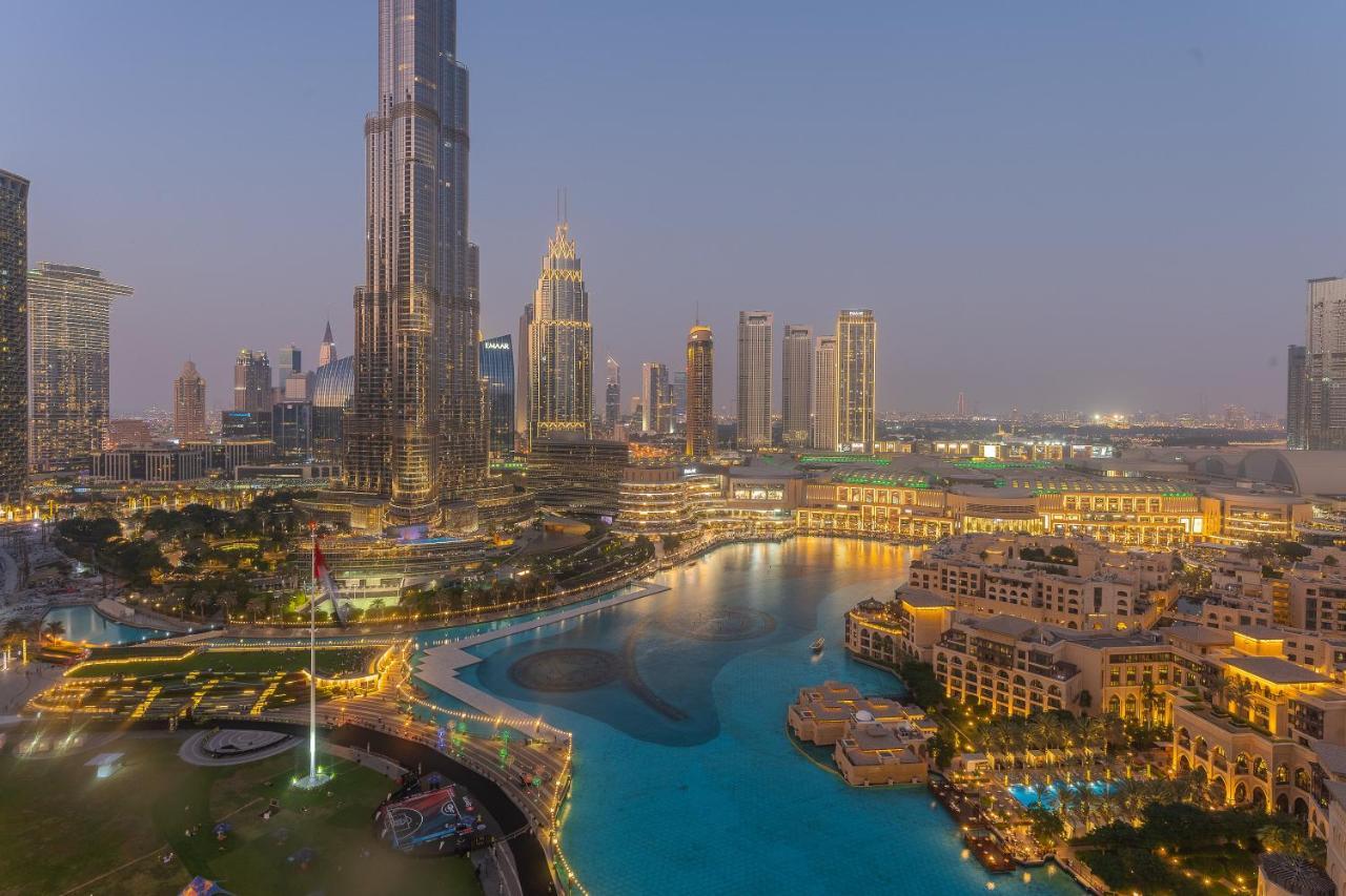 Spectacular Burj & Fountain View - Luxurious 3 Bedrooms & Maids - The Residences Apartamento *