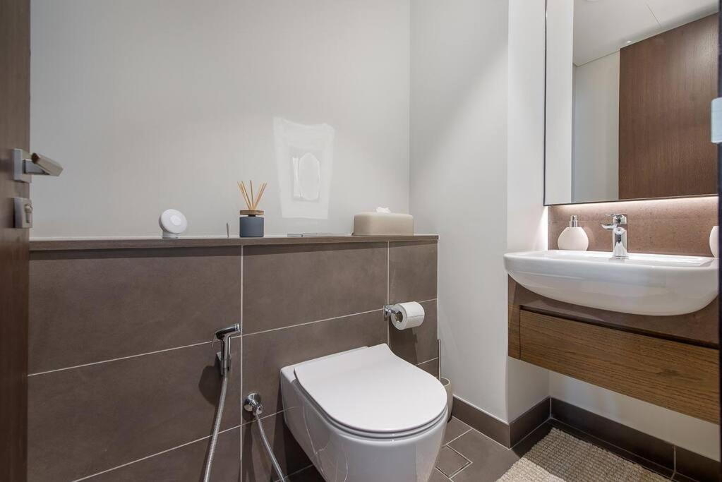 Luxury 38th Floor Marinaexpo Offer Apartment