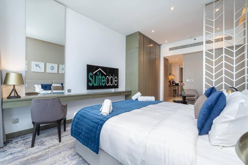 Apartment Modern Studio With Prime View Of Canal Dubai