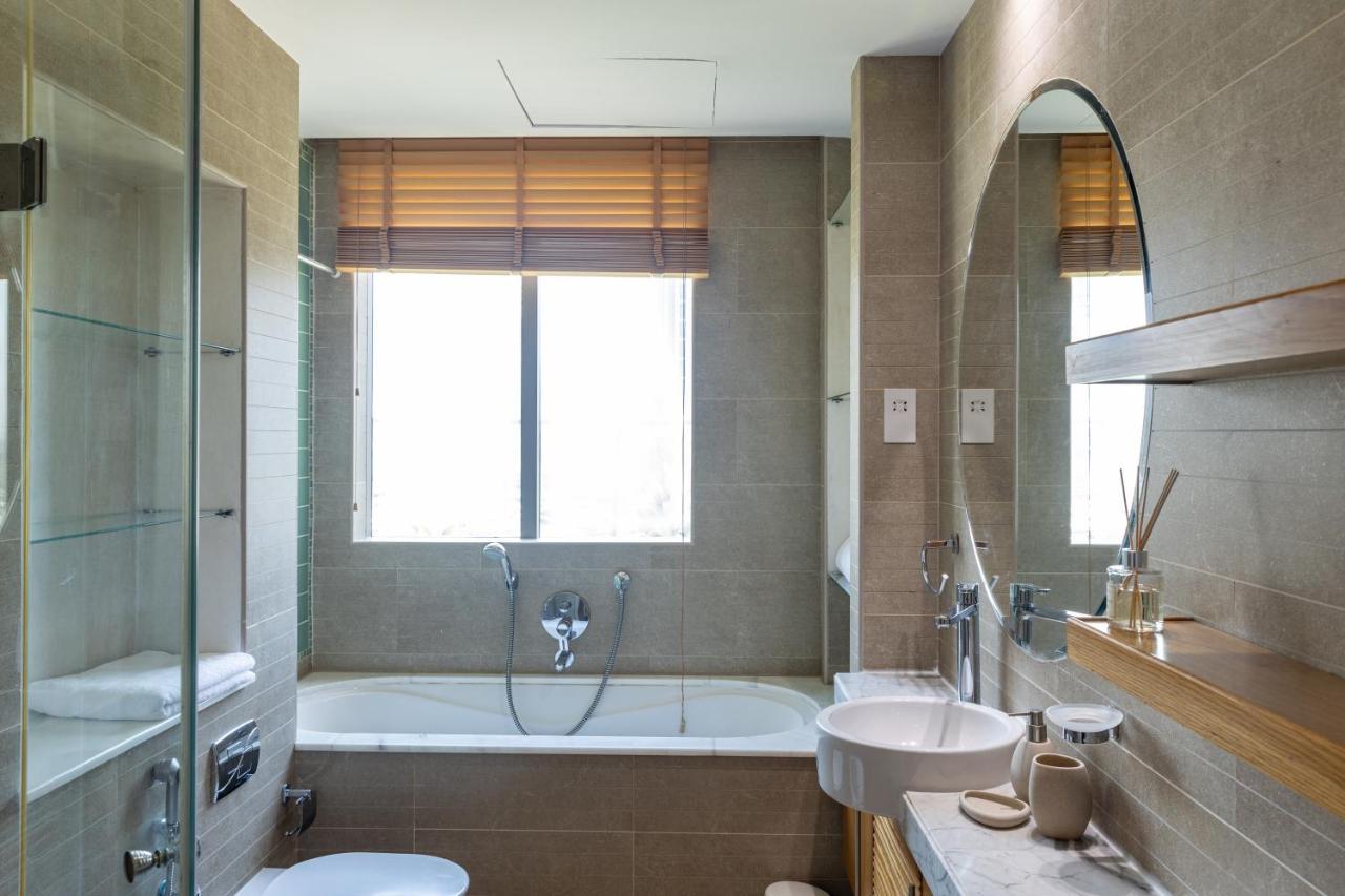 Daire Marina, Two Bedrooms With Full Marina View Dubai