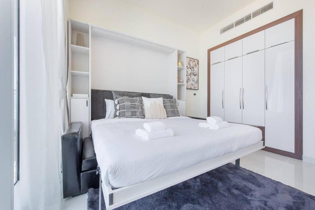 Apartment Breathtaking View Compact & Modern Spacious Dubai
