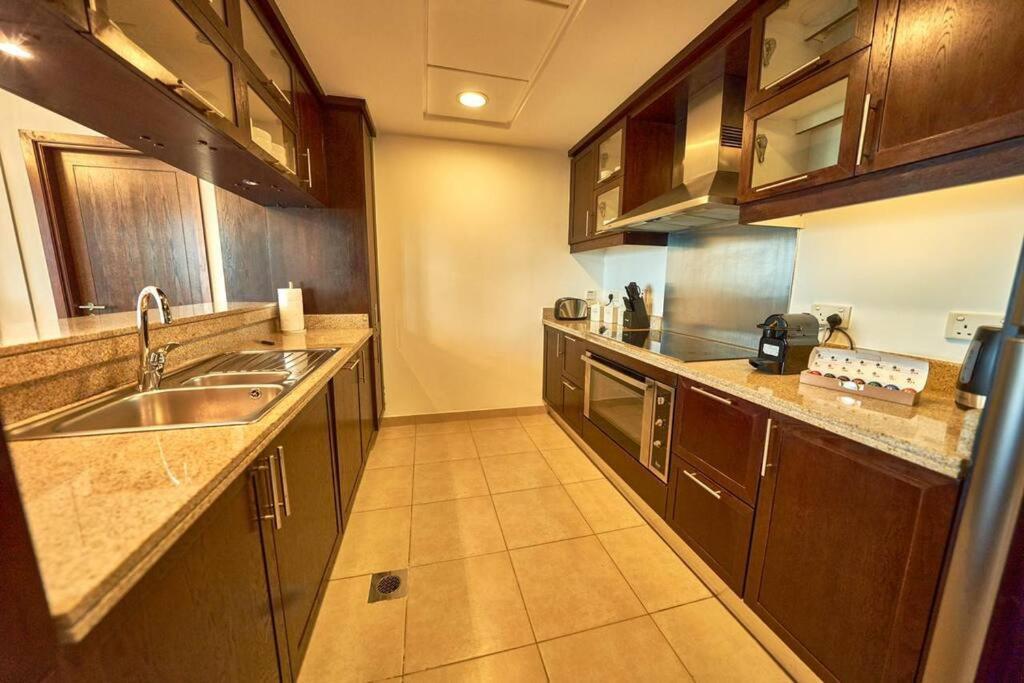 Apartment Magnificent Luxury 3br With Amazing Burj & Fountain View *