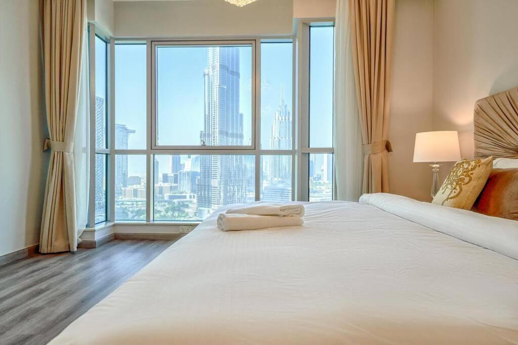 Apartment Magnificent Luxury 3br With Amazing Burj & Fountain View *
