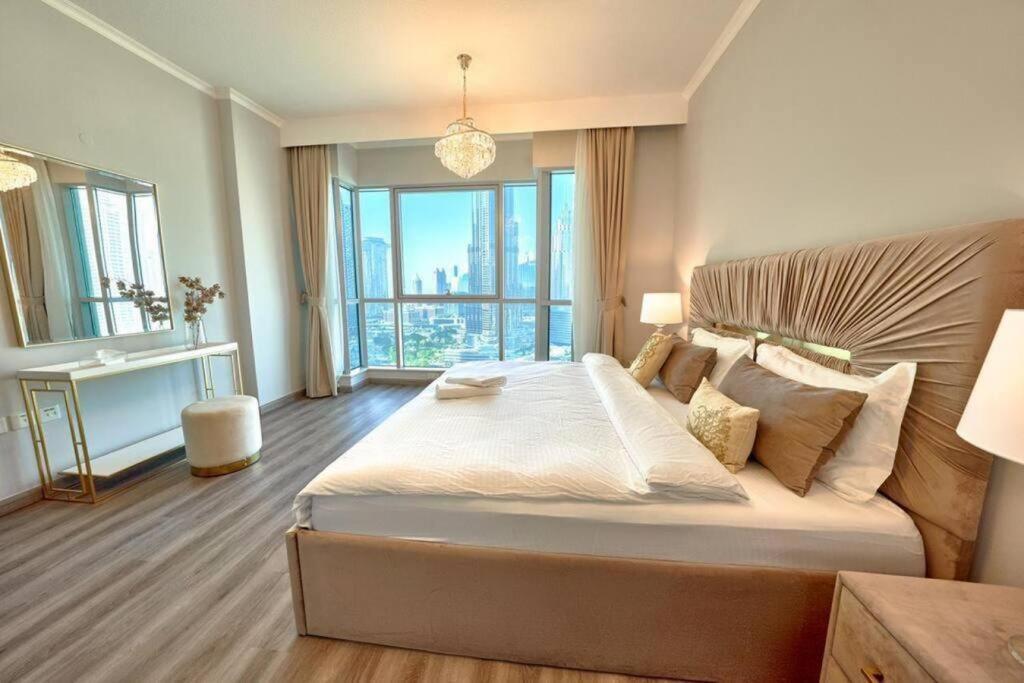 Apartment Magnificent Luxury 3br With Amazing Burj & Fountain View *