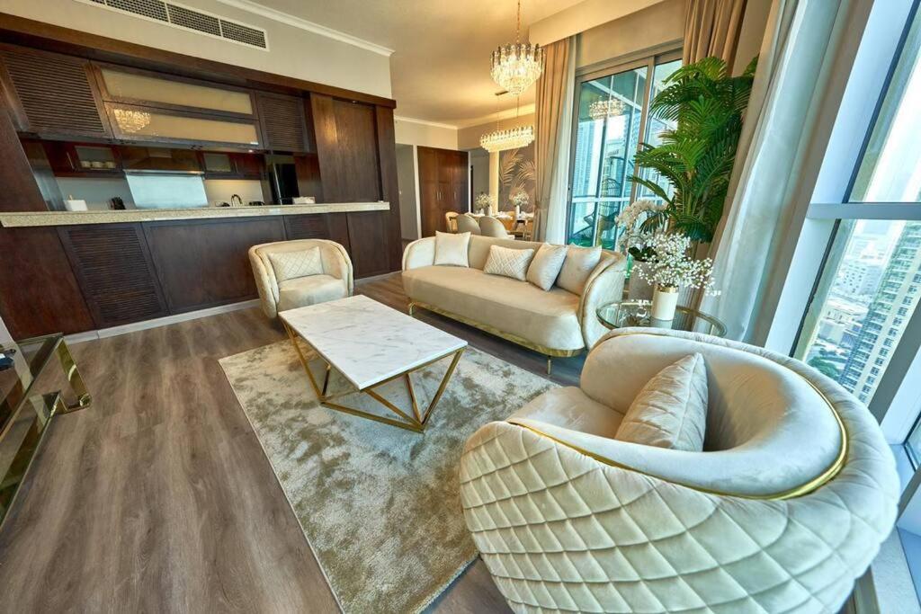 Magnificent Luxury 3br With Amazing Burj & Fountain View *