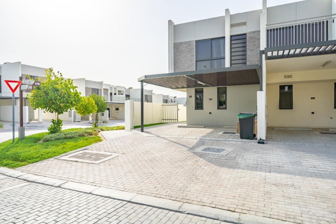 Primestay - Damac Hills 2 Aster Dubai