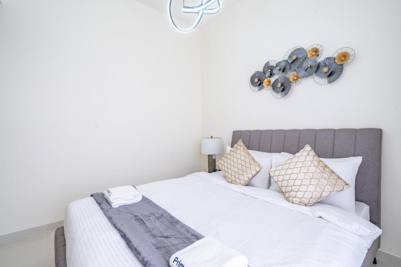Primestay - Damac Hills 2 Aster * Dubai