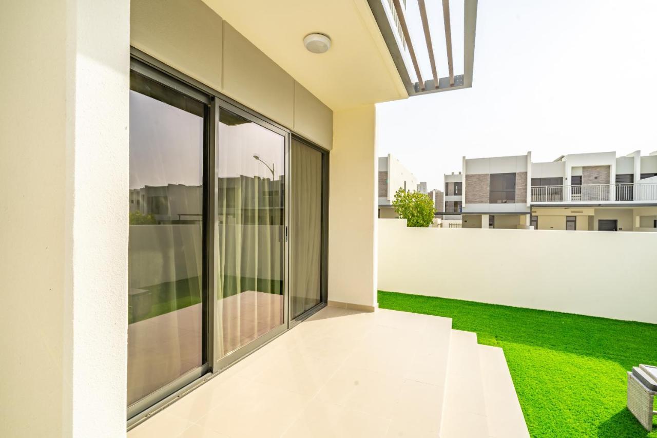 Villa Primestay - Damac Hills 2 Aster Dubai