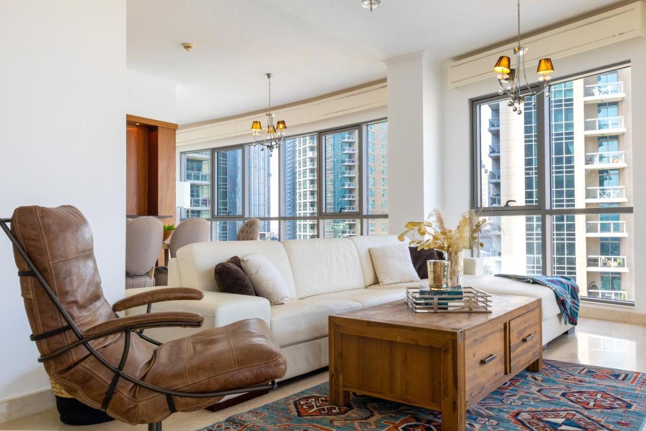 Gorgeous 3-bed With Burj Khalifa & Dancing Fountain Views Daire